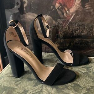Dream Pairs Women's Chunky High Heel Pump Sandals size 5. 4 inch heels